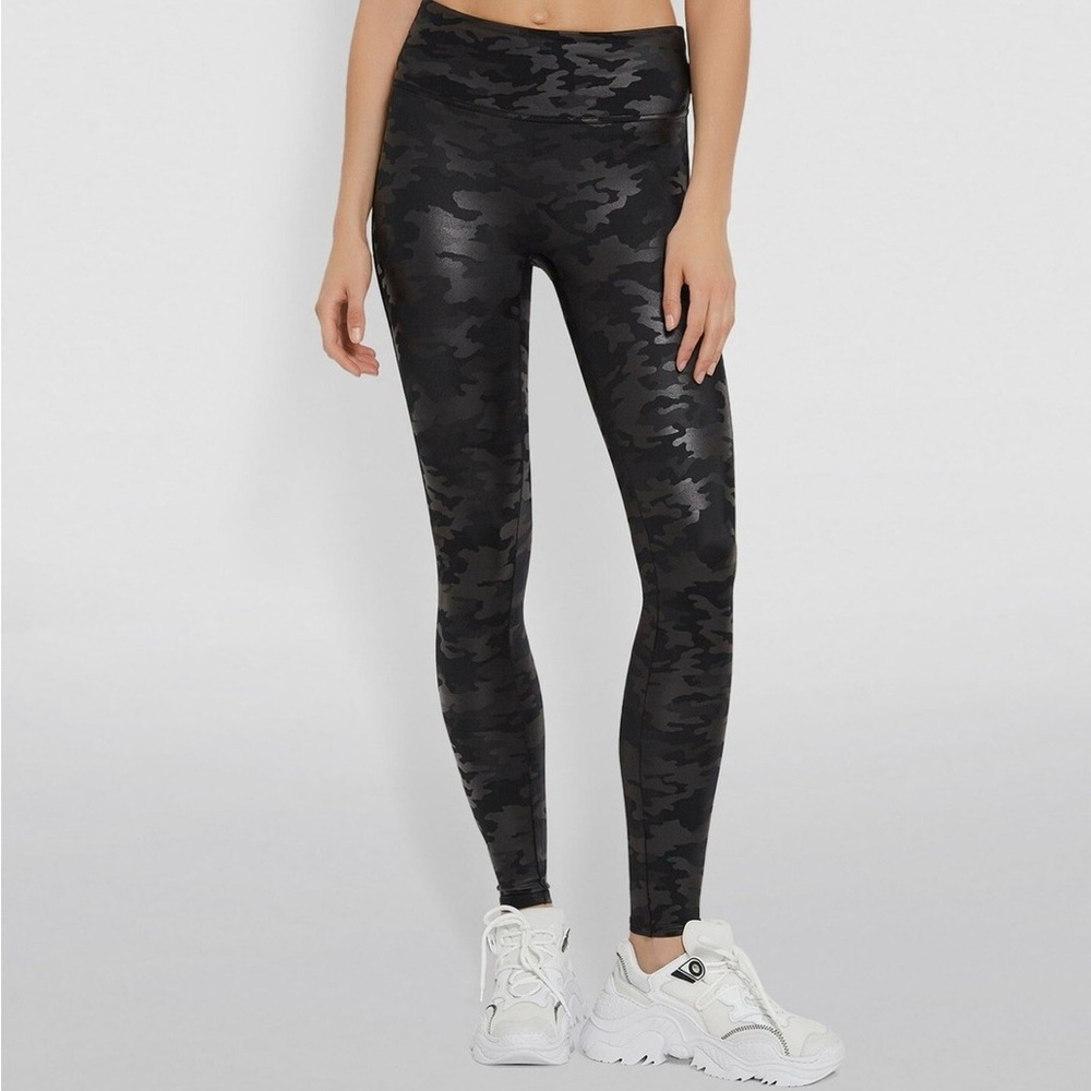 SPANX Black Camouflage Leggings